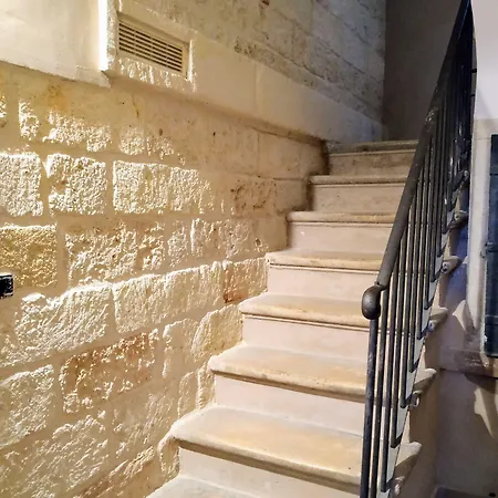 Roof Garden Di Charme بيت ضيافة